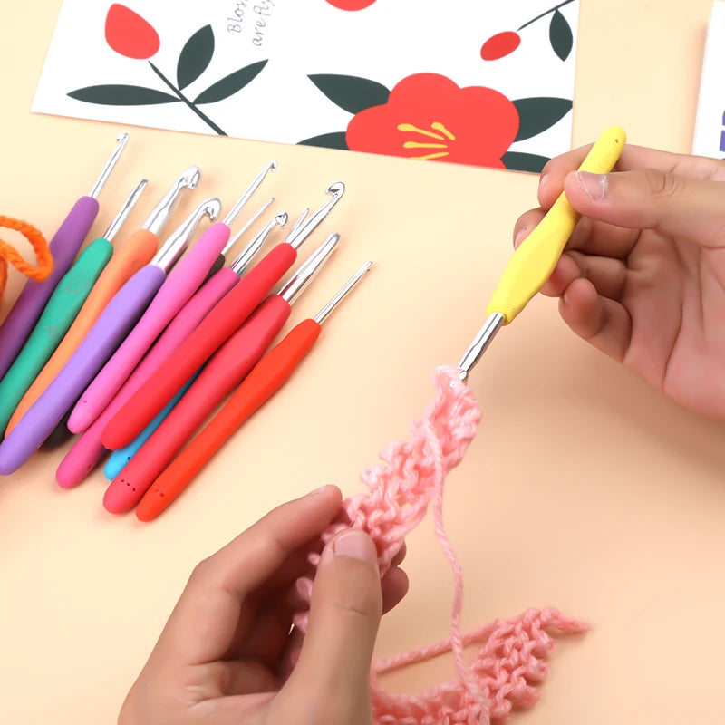 Fenrry Crochet Hooks Set Crochet Large-Eye Blunt Yarn Weave Knitting Needles Kit Needle Set Weave Craft Tools With Bag