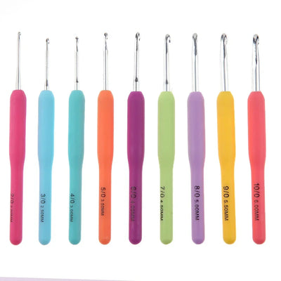 Crochet Hooks Set Yarn Knitting Needles with Case Colorful Crochet Hooks Kit Ergonomic Handle for Mom Grandma Gifts